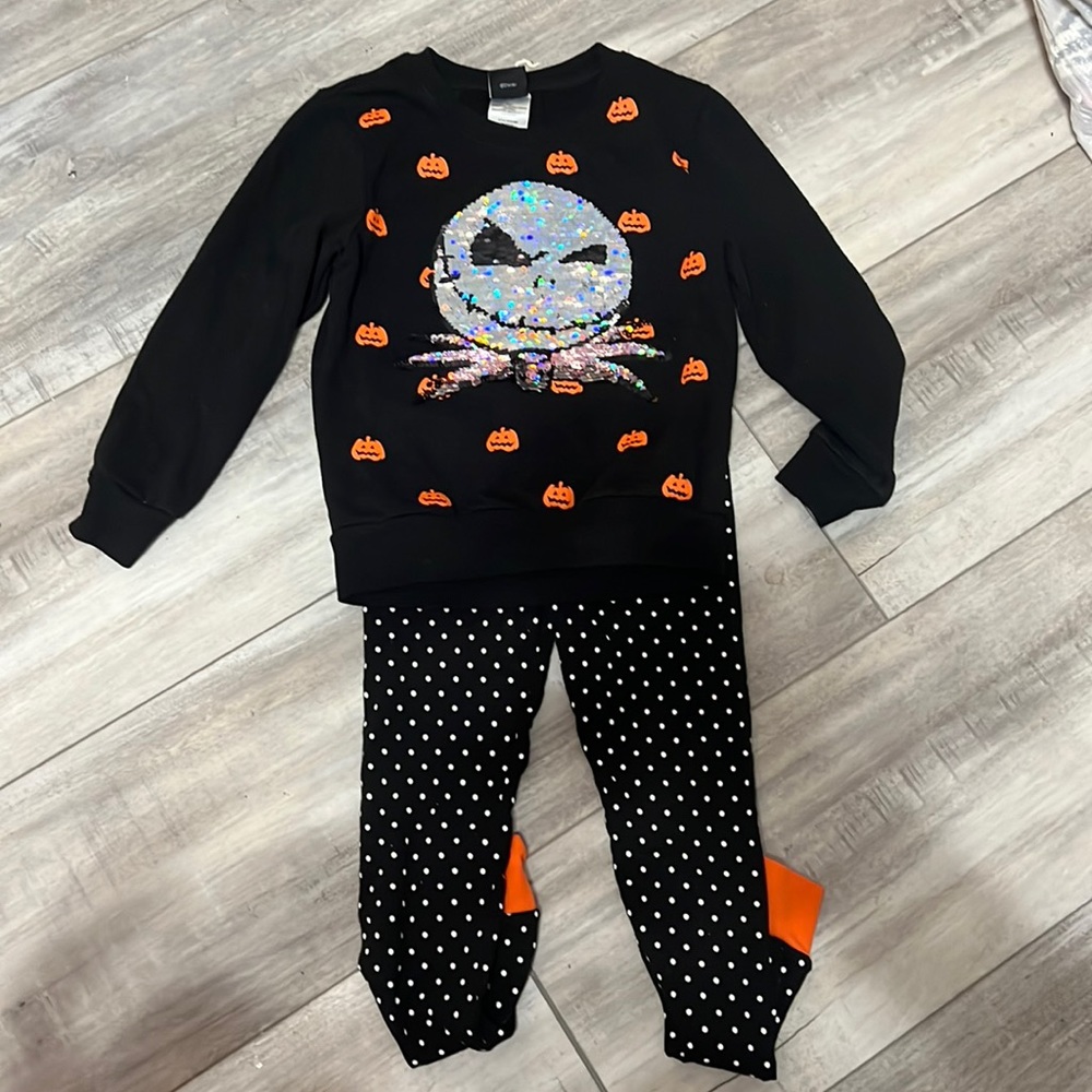Halloween sweatshirt with matching leggings